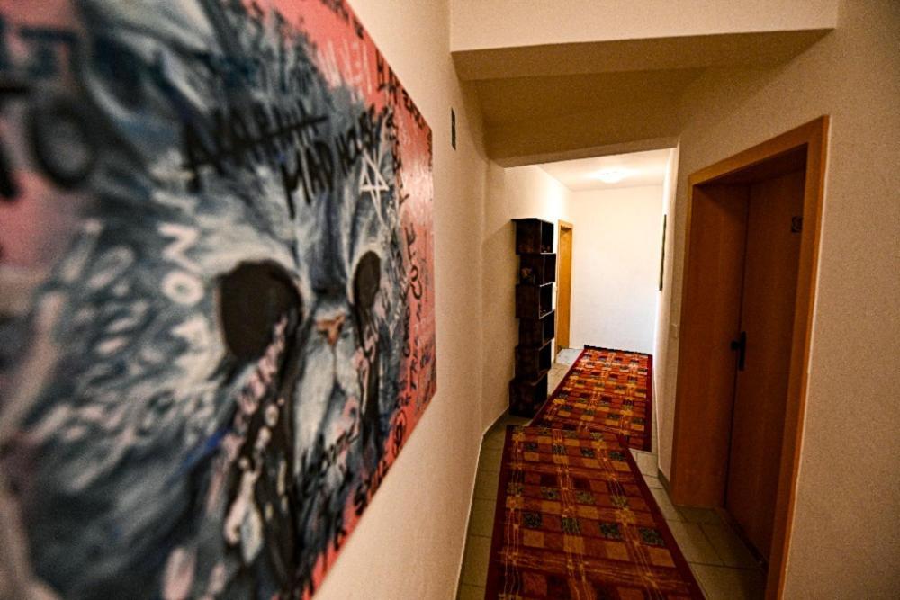 Aparthotel Faust เดชชิน ภายนอก รูปภาพ